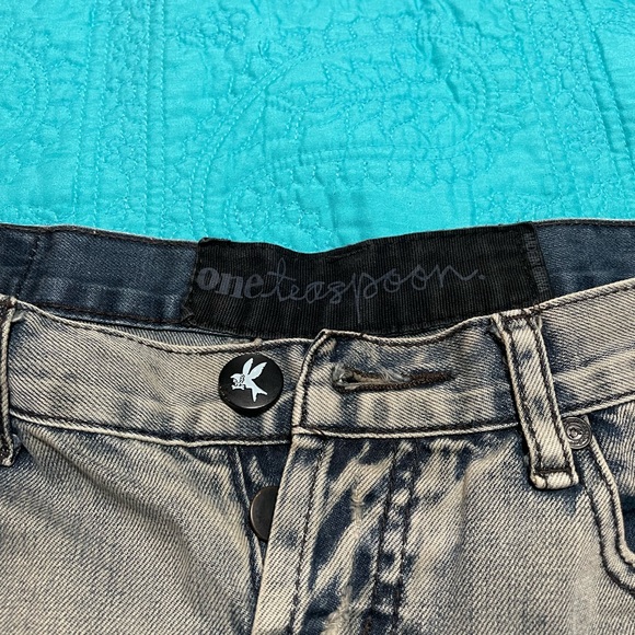 One Teaspoon Shorts - Picture 5 of 5